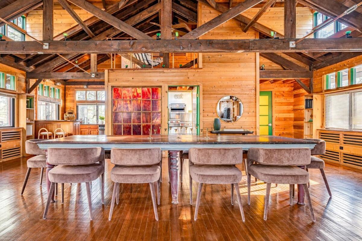 Couple's Retreat With Hot Tub And River Views Holiday home *
